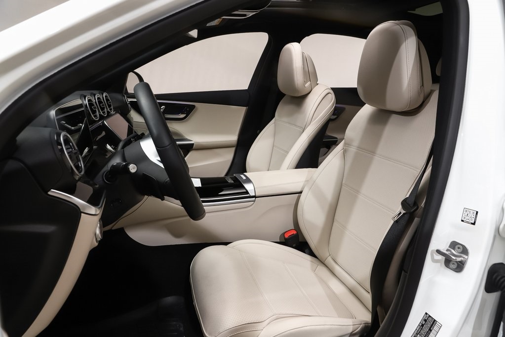 2025 Mercedes Benz C 300 4MATIC photo 9