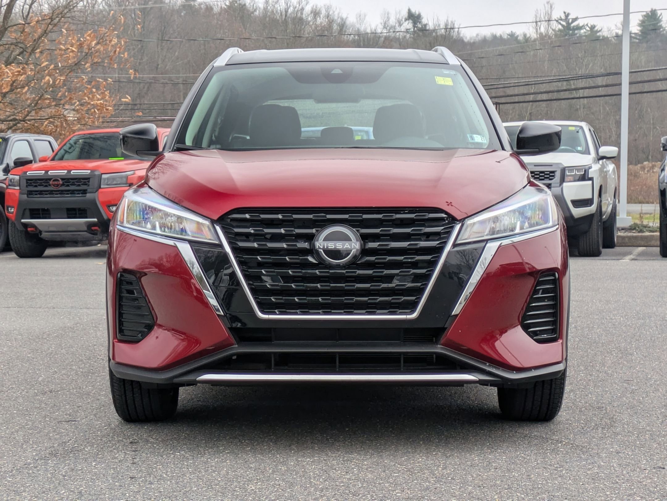 2023 Nissan Kicks SV photo 2