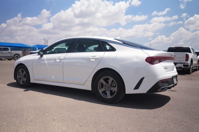 2023 Kia K5 LXS photo 3