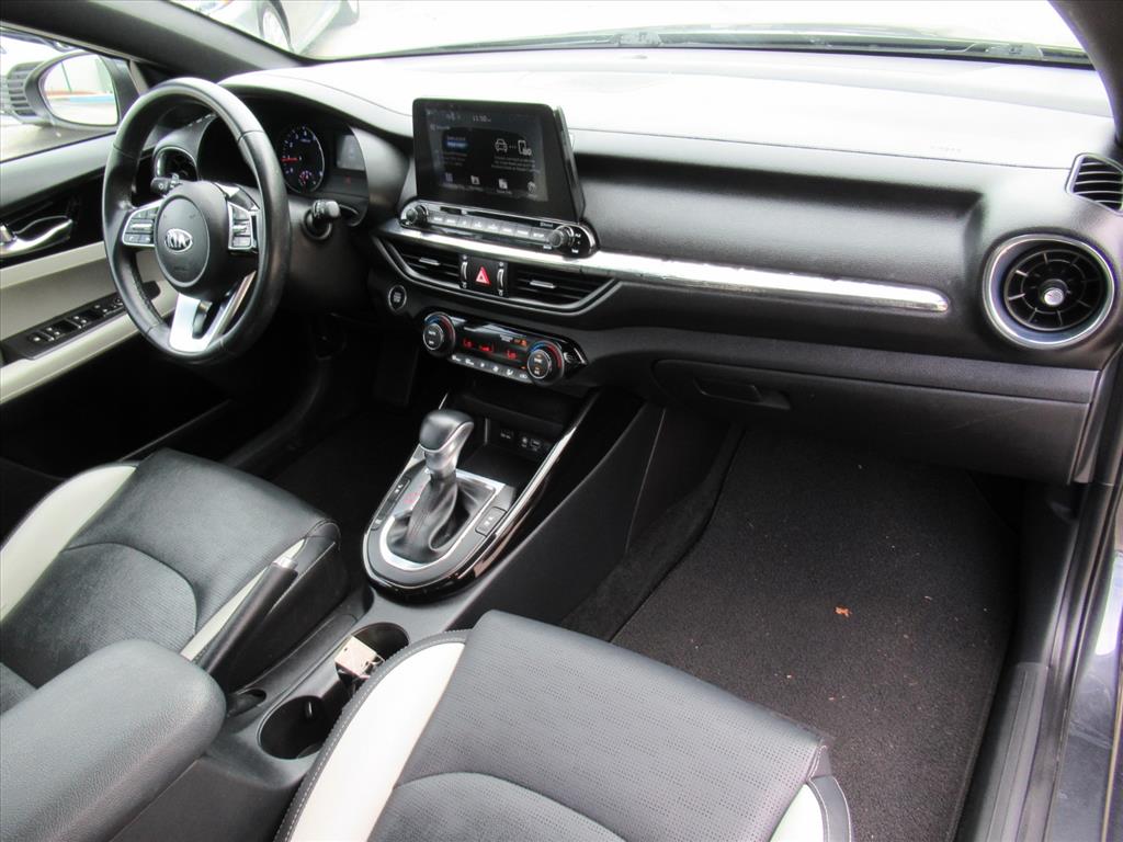 2020 Kia Forte EX photo 11