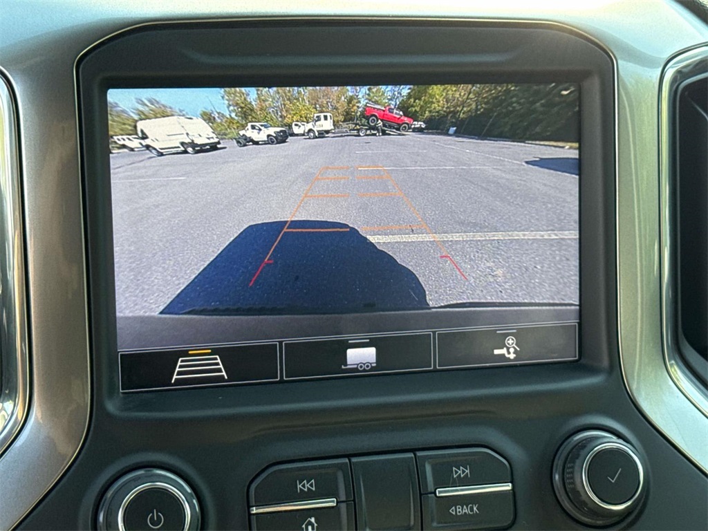 2020 Chevrolet Silverado 1500 RST photo 2