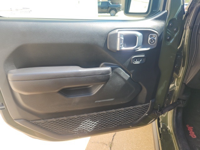 2020 Jeep Wrangler Unlimited Rubicon photo 15