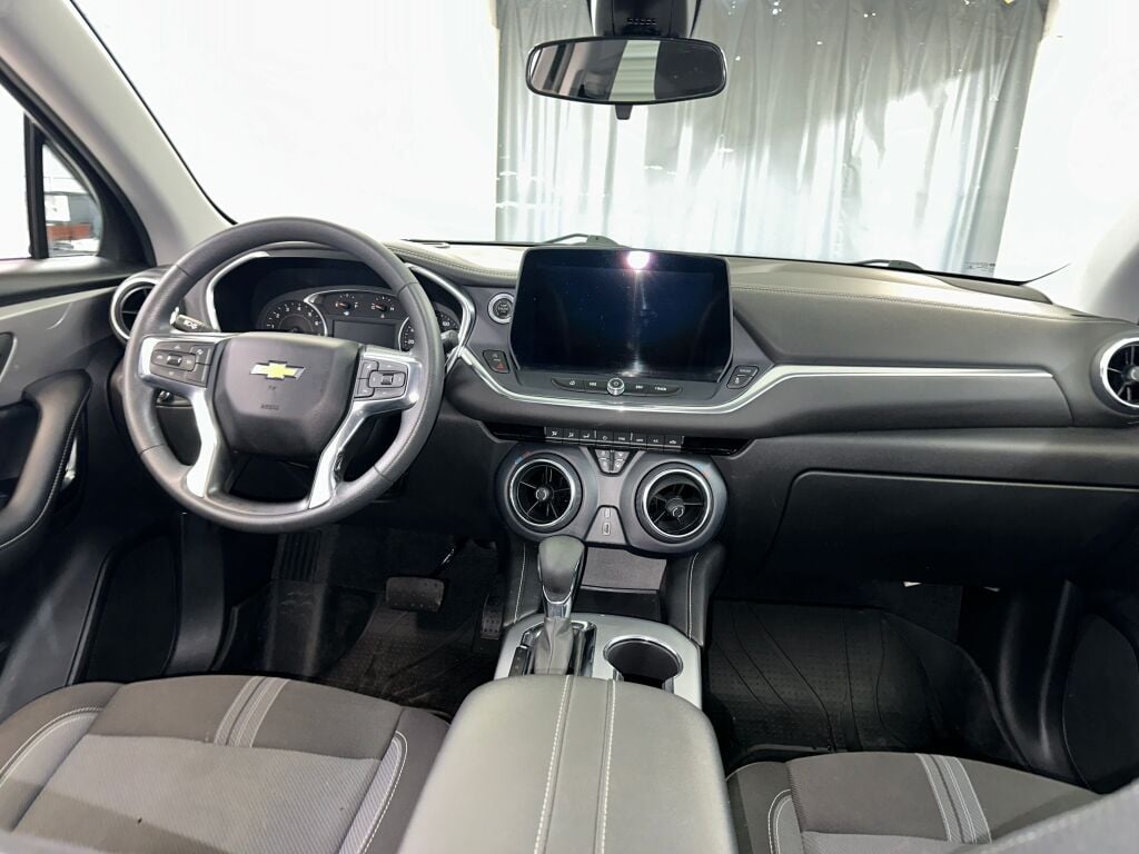 2023 Chevrolet Blazer 2LT photo 26