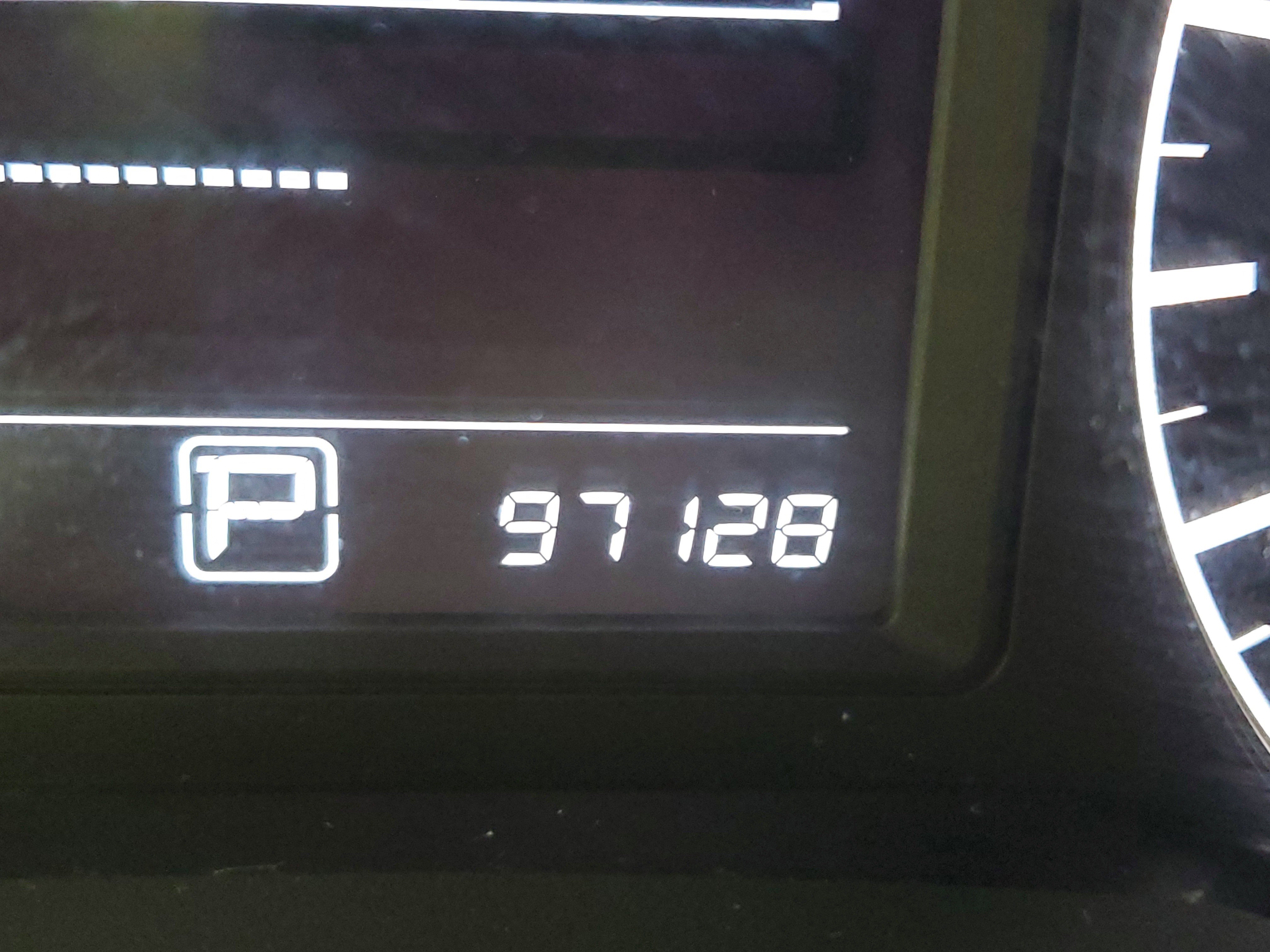 2017 Nissan Sentra S photo 2