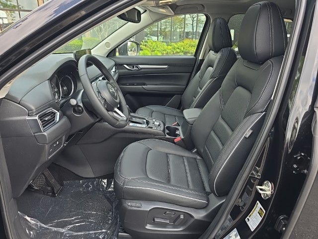 2025 Mazda CX-5 2.5 S Preferred photo 5