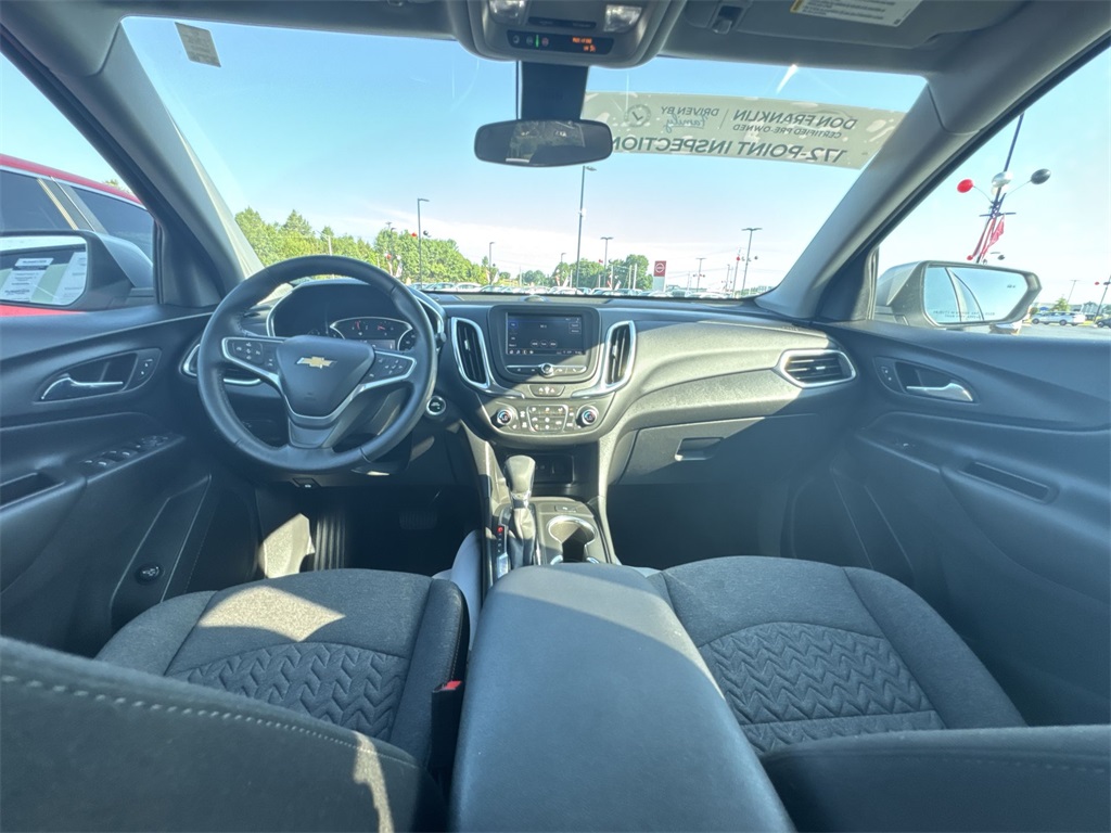 2022 Chevrolet Equinox LT photo 9