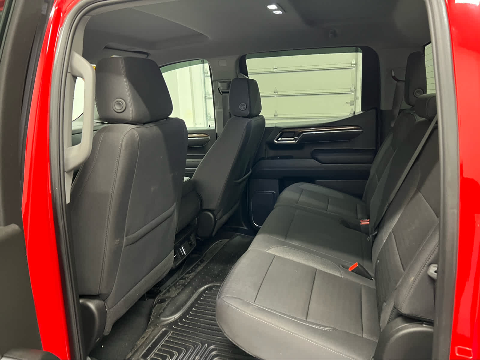 2025 Chevrolet Silverado 1500 LT photo 24