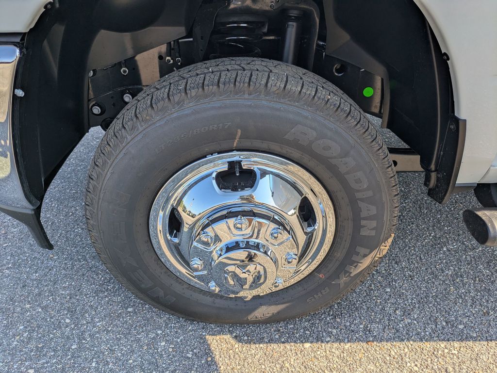2026 Ram 3500 Tradesman photo 9