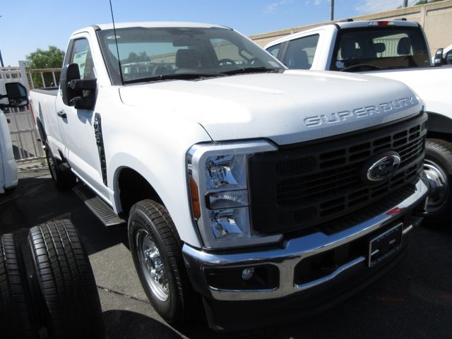 2024 Ford F-250 photo 2