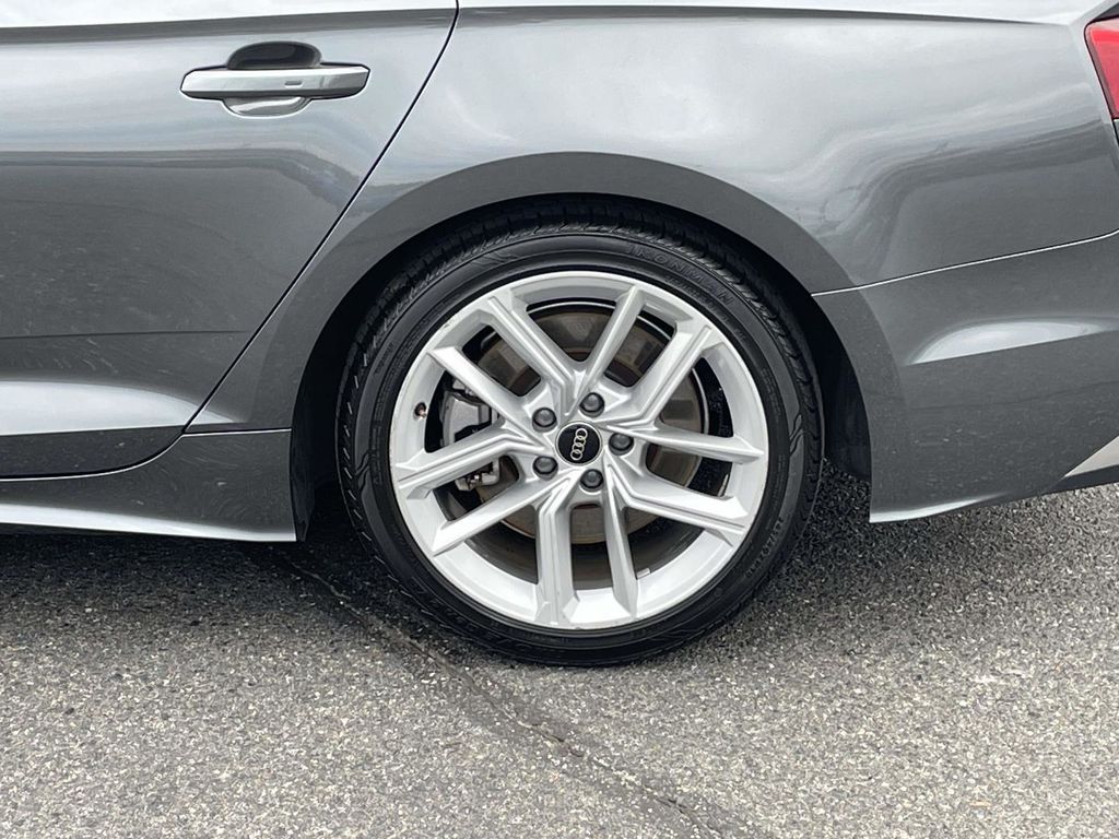 2024 Audi A5 45 S line Premium Plus photo 6