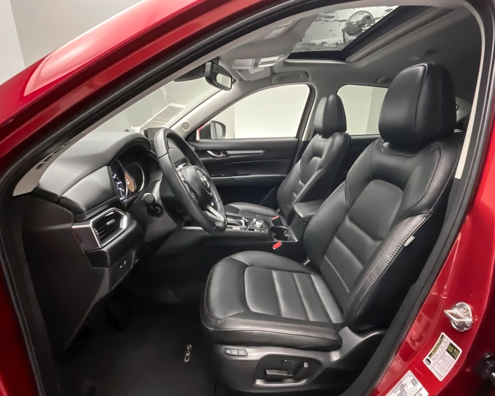 2023 Mazda CX-5 2.5 S Preferred photo 10