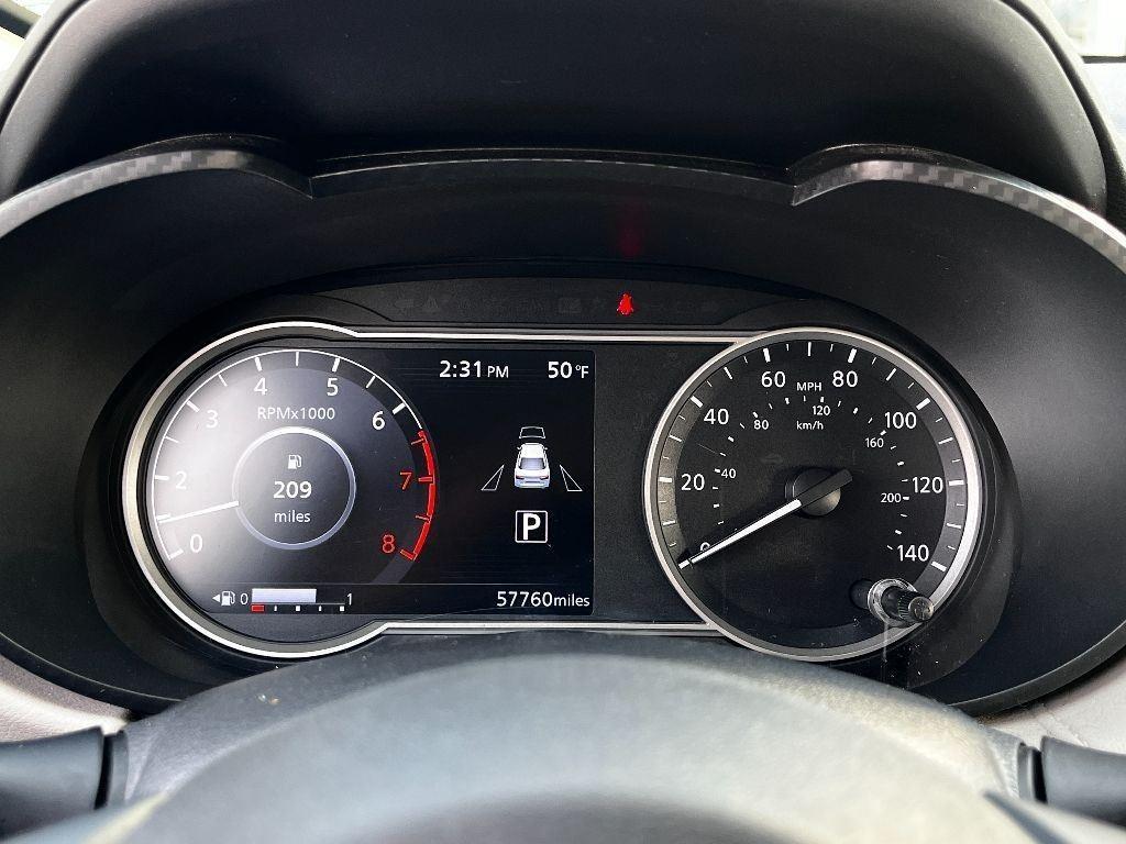 2021 Nissan Versa SV photo 19