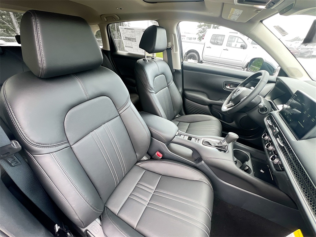 2026 Honda HR-V EX-L photo 29