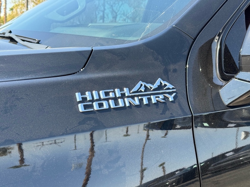 2021 Chevrolet Tahoe High Country photo 24