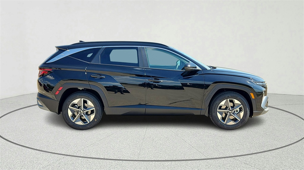 2026 Hyundai Tucson SEL photo 13