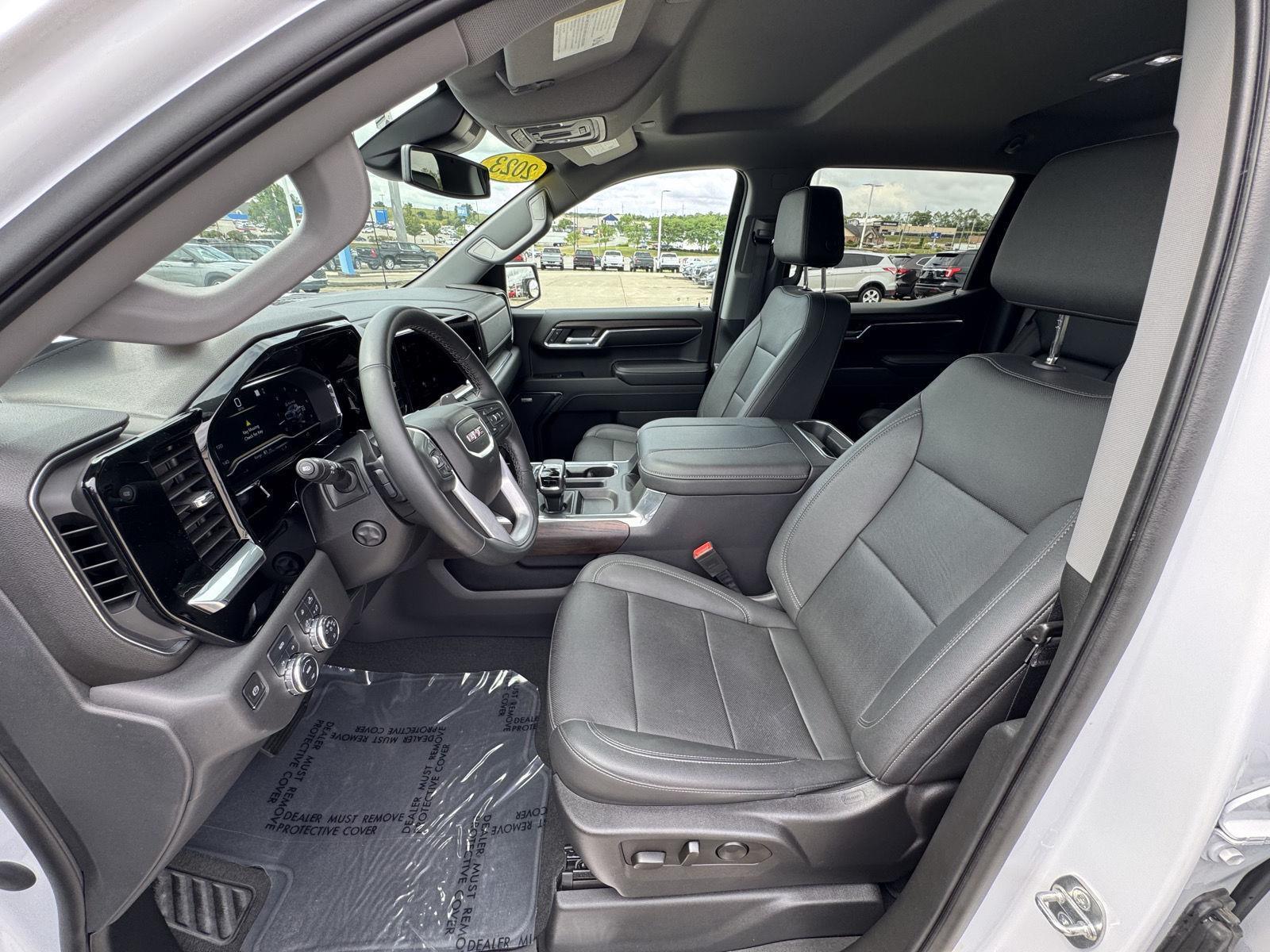2023 Gmc Sierra 1500 SLT photo 2