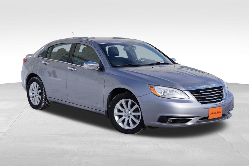 2013 Chrysler 200 Limited