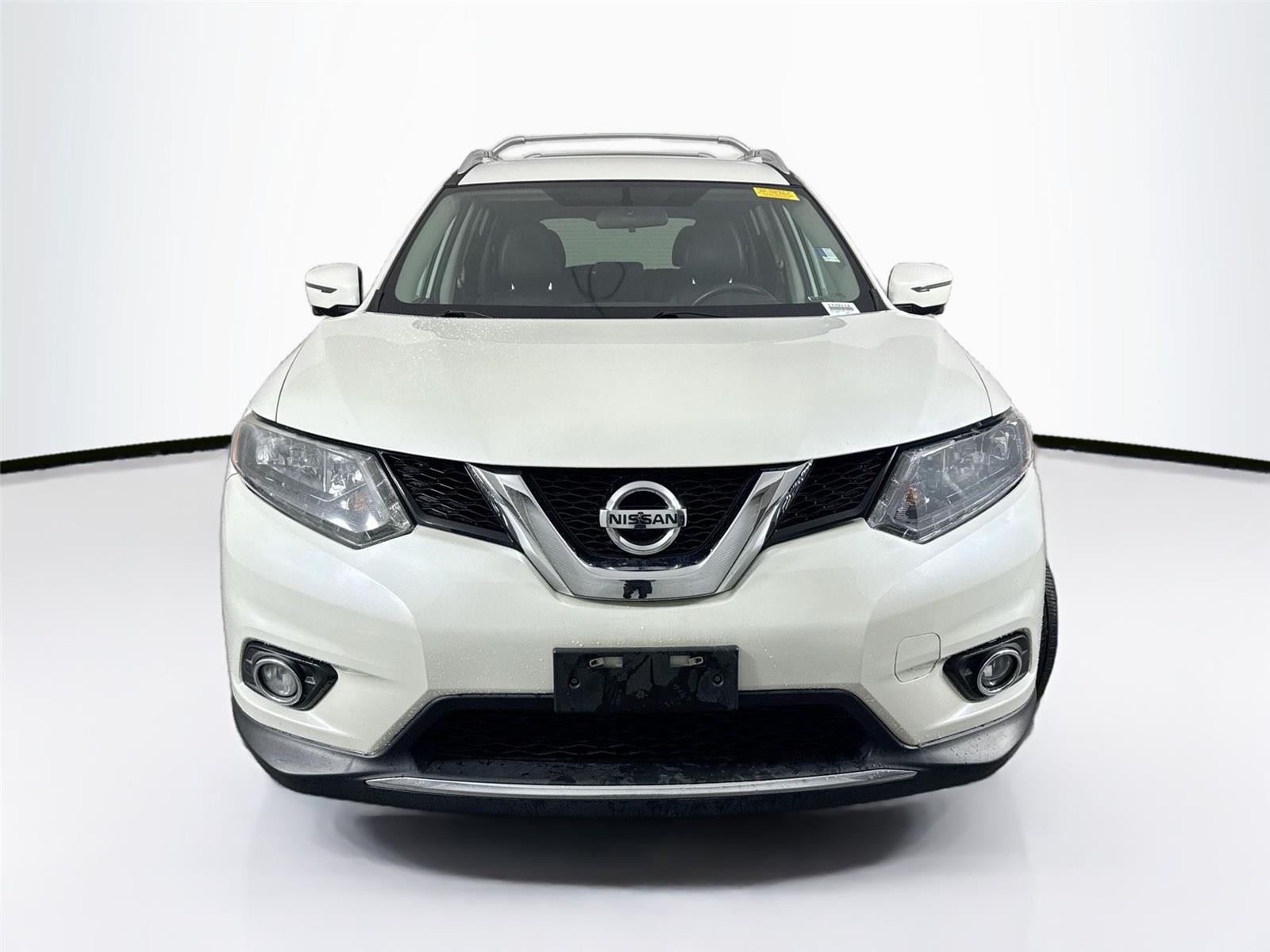 2016 Nissan Rogue SL photo 2