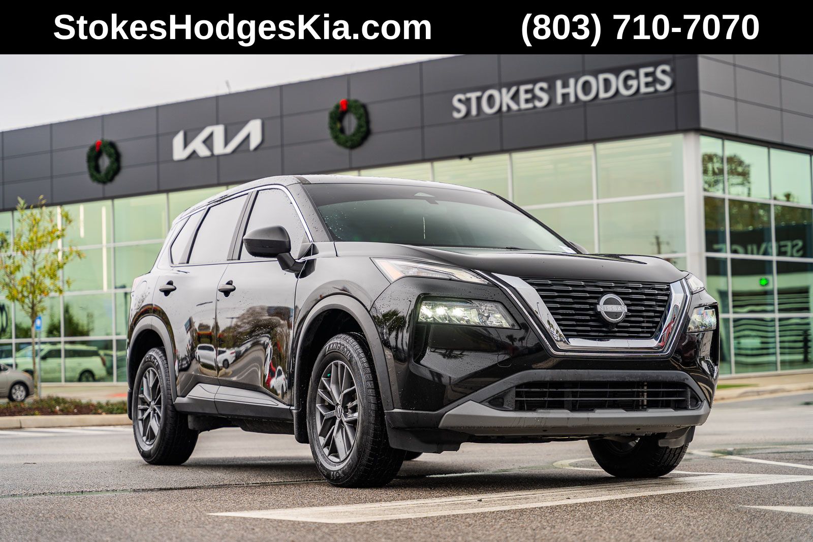 2023 Nissan Rogue S's photo