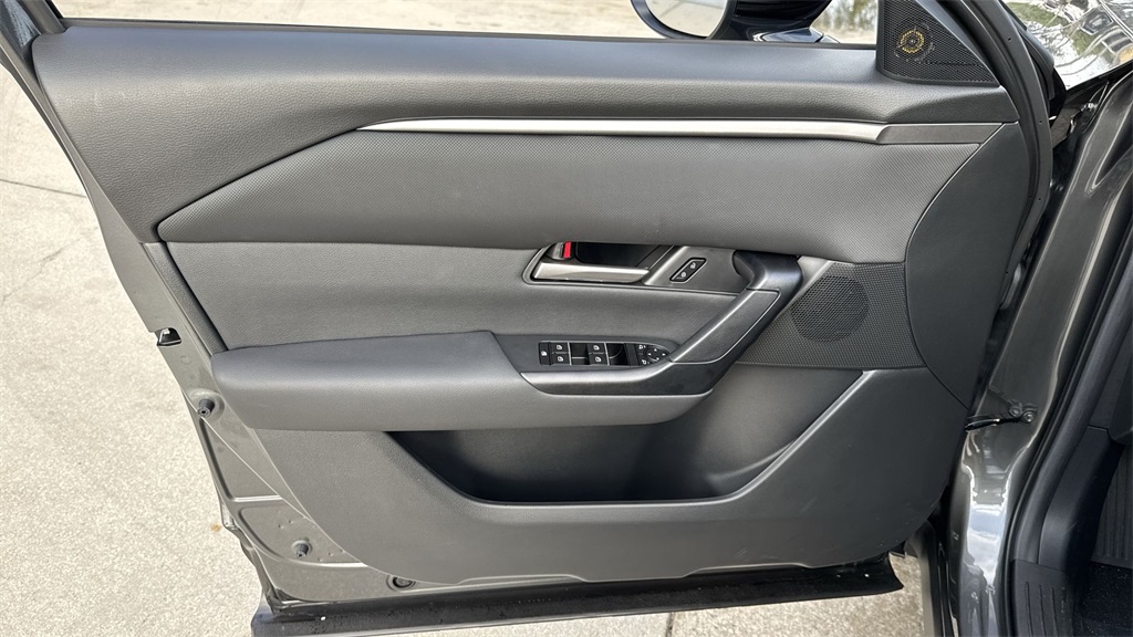 2025 Mazda CX-50 2.5 S Preferred photo 36