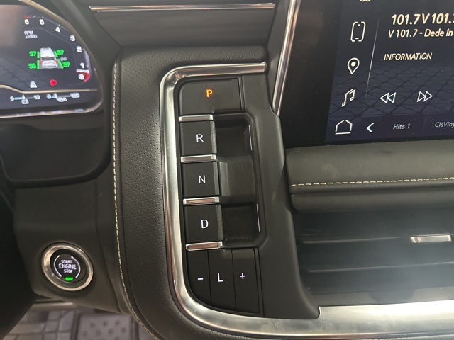 2023 Gmc Yukon SLT photo 29