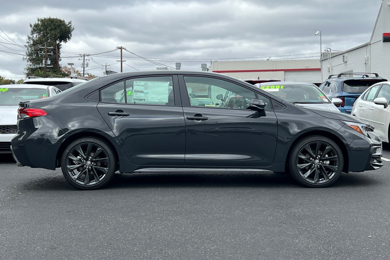2026 Toyota Corolla SE photo 8