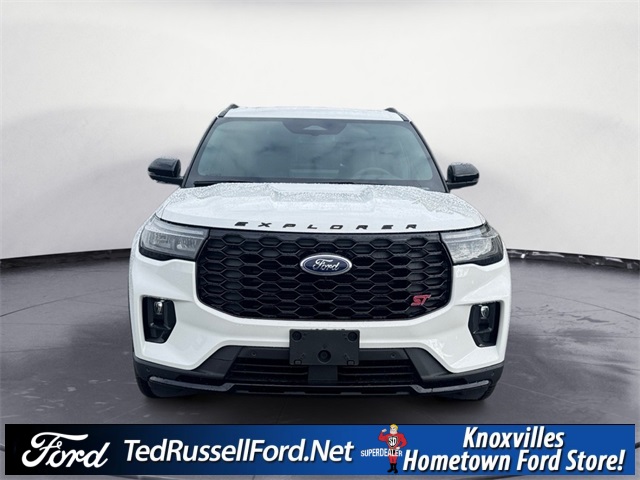 2025 Ford Explorer ST photo 2