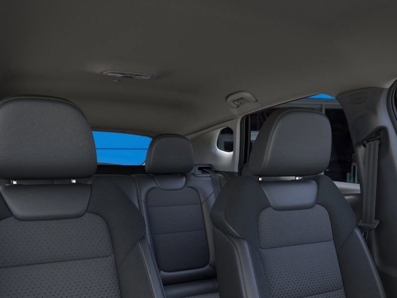 2025 Chevrolet Trax LT photo 24