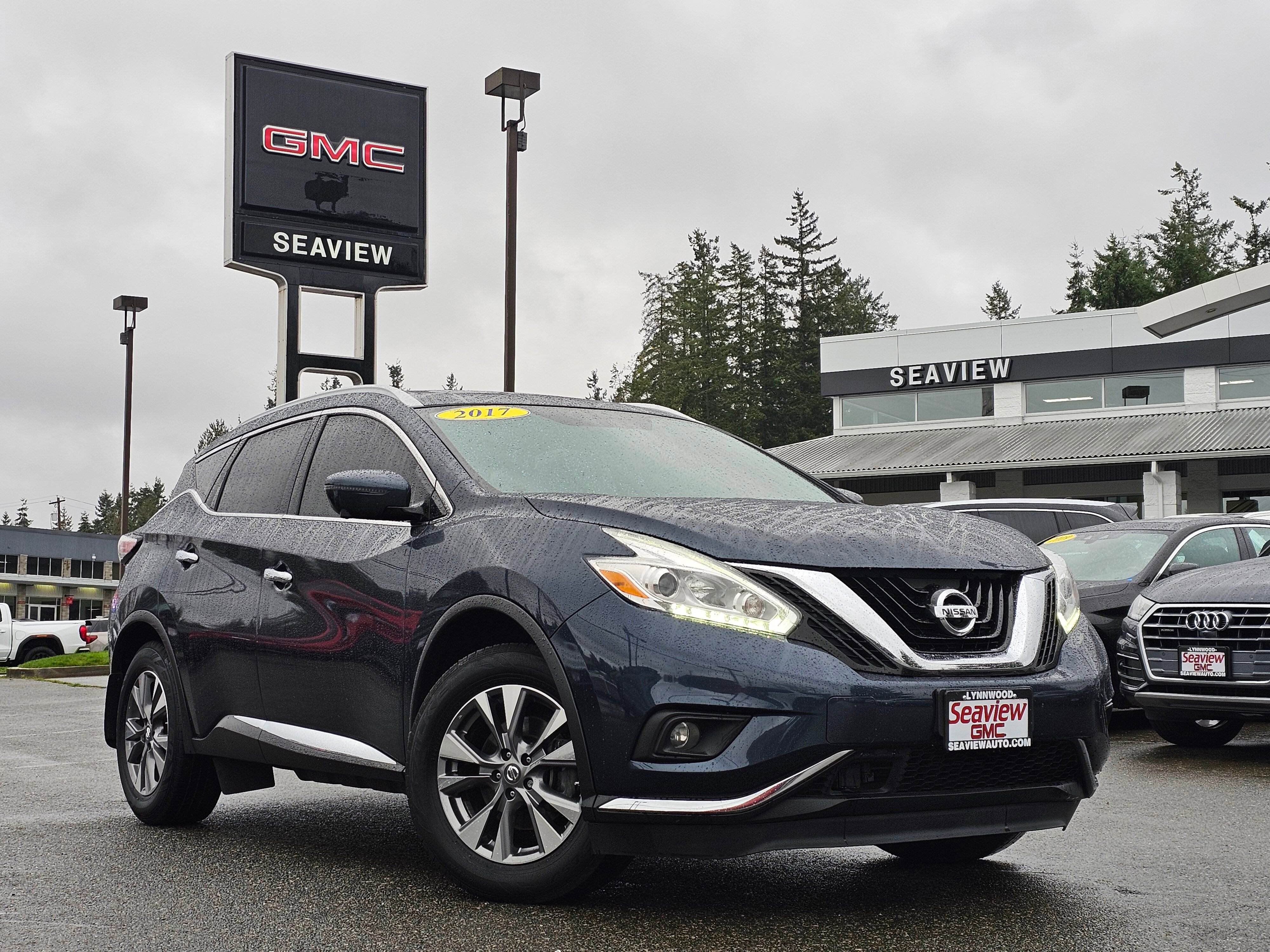 2017 Nissan Murano SL's photo