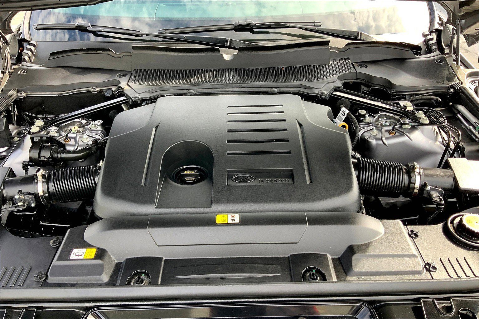 2022 Land Rover Range Rover Sport HSE photo 8