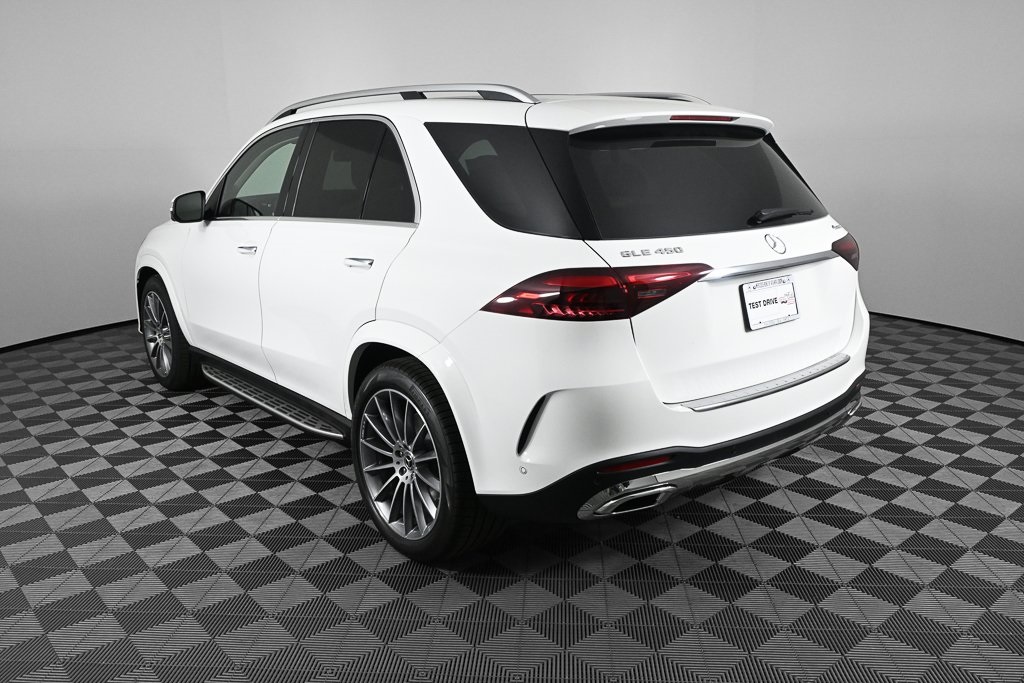 2026 Mercedes Benz GLE 450 4MATIC photo 2