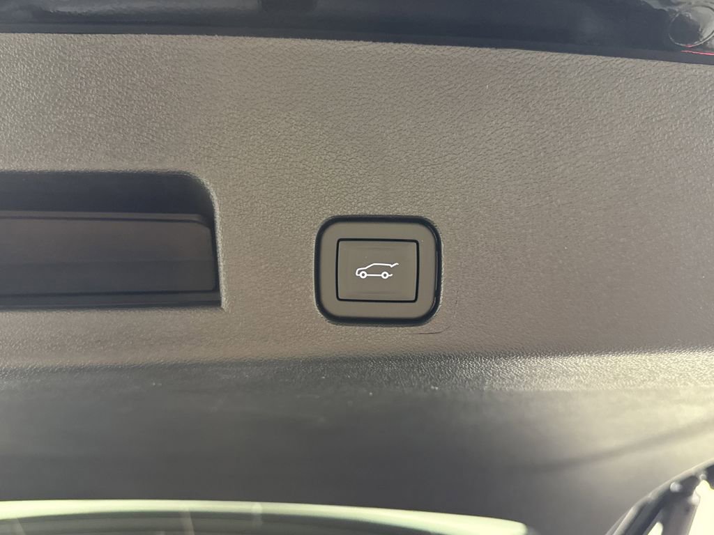 2026 Gmc Acadia Elevation photo 12