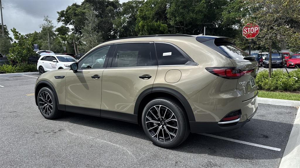 2025 Mazda CX-70 Plug-in Hybrid Premium photo 12