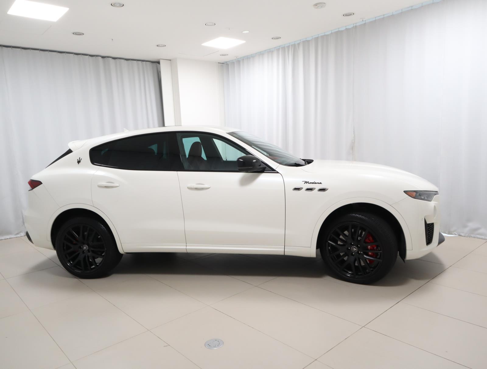 2022 Maserati Levante Modena photo 6
