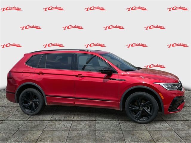 2024 Volkswagen Tiguan SE R-Line Black photo 2