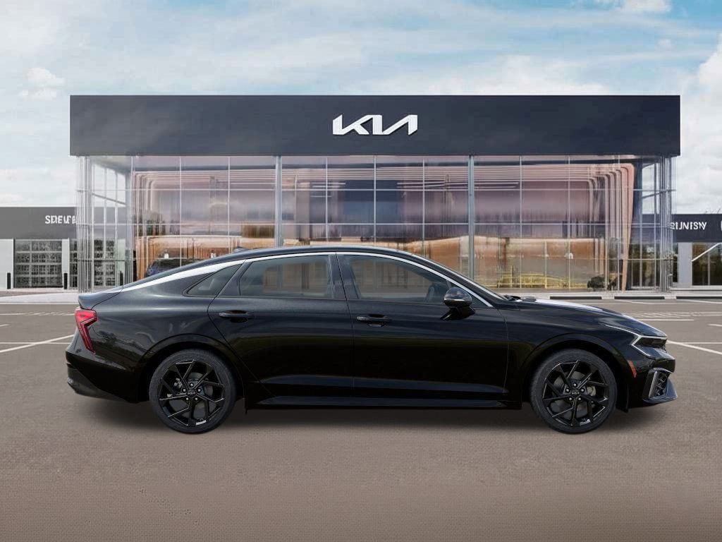 2026 Kia K5 GT-Line photo 6
