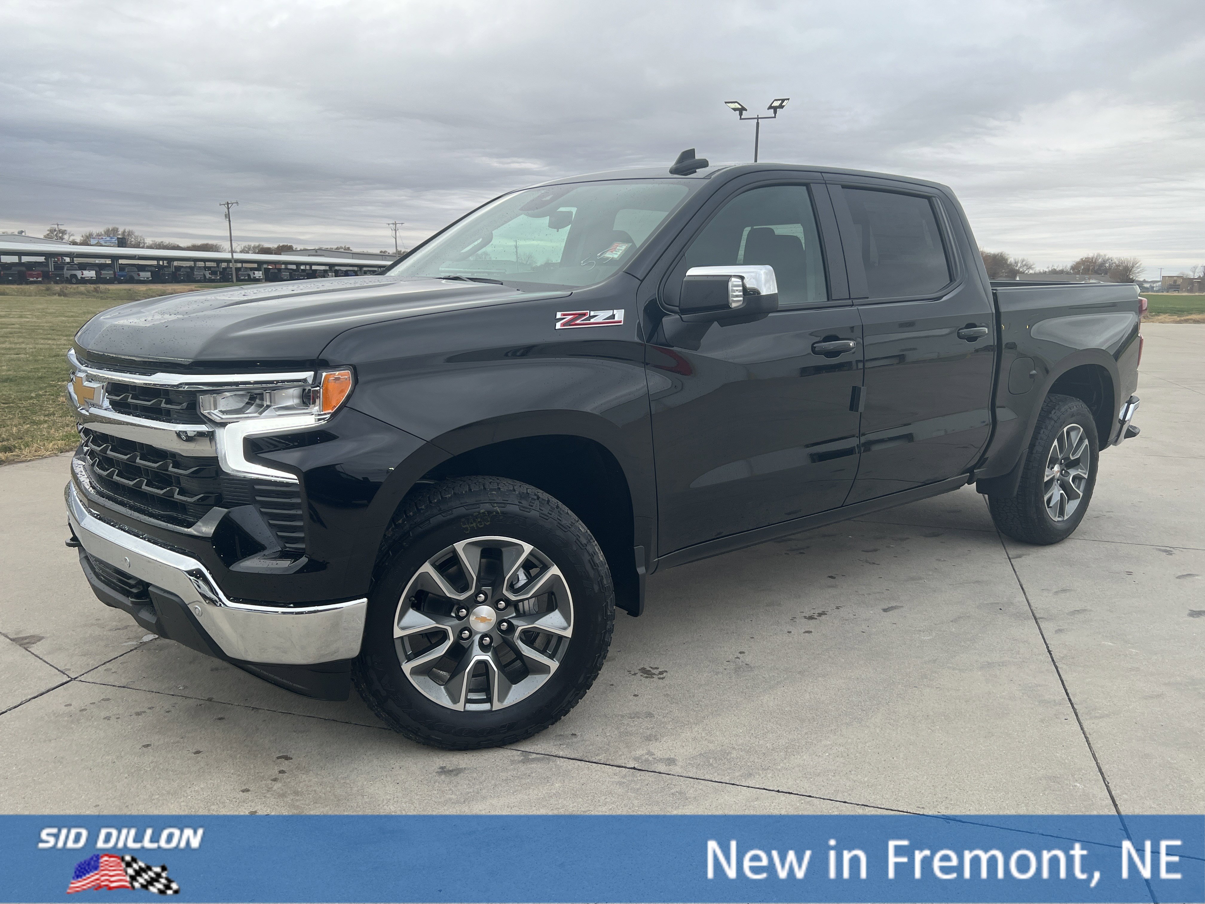 2026 Chevrolet Silverado 1500 LT's photo