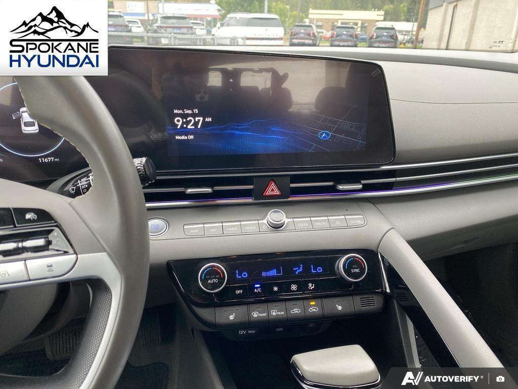 2024 Hyundai Elantra SEL Convenience photo 21