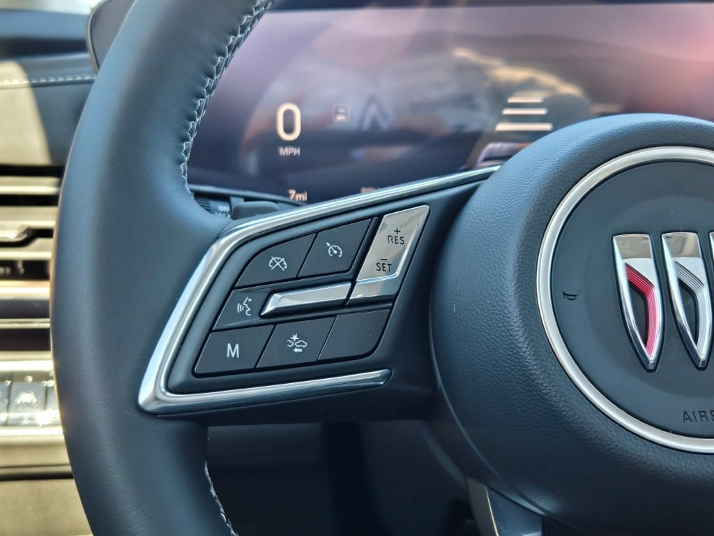 2025 Buick Envision Sport Touring photo 28