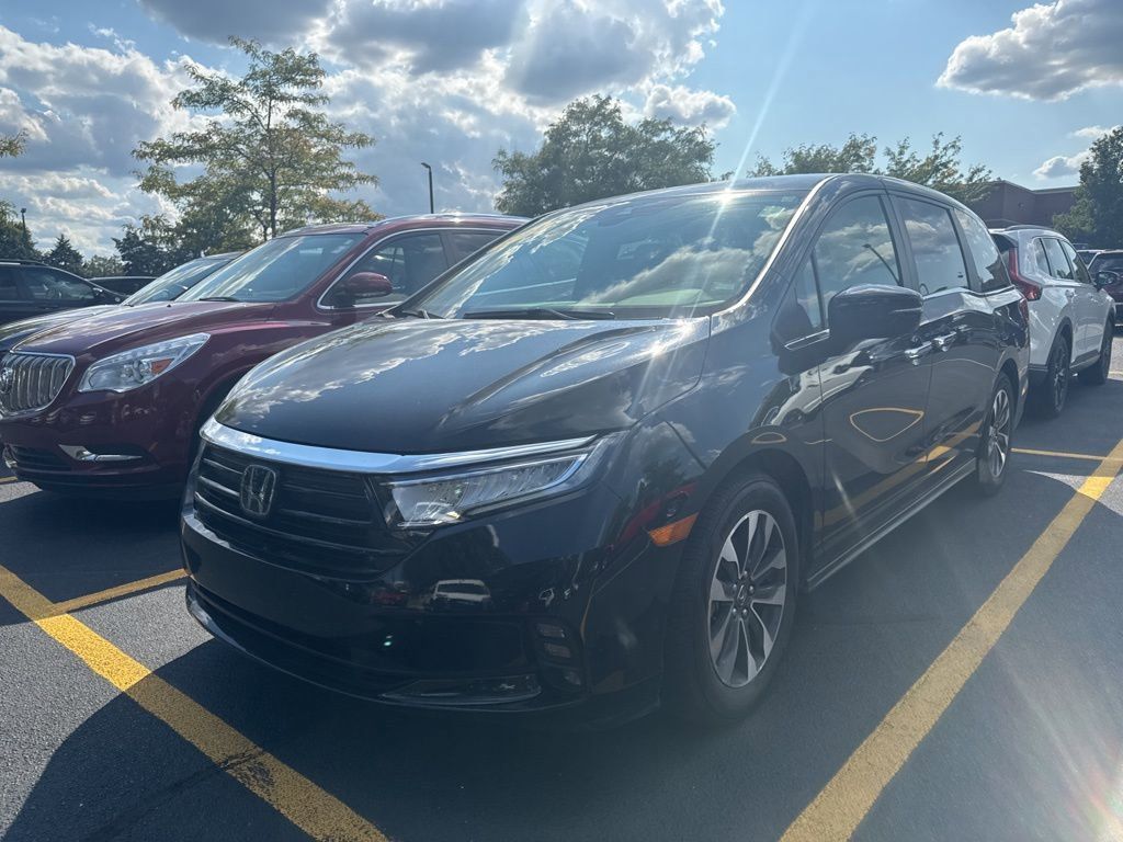 2024 Honda Odyssey EX-L photo 3