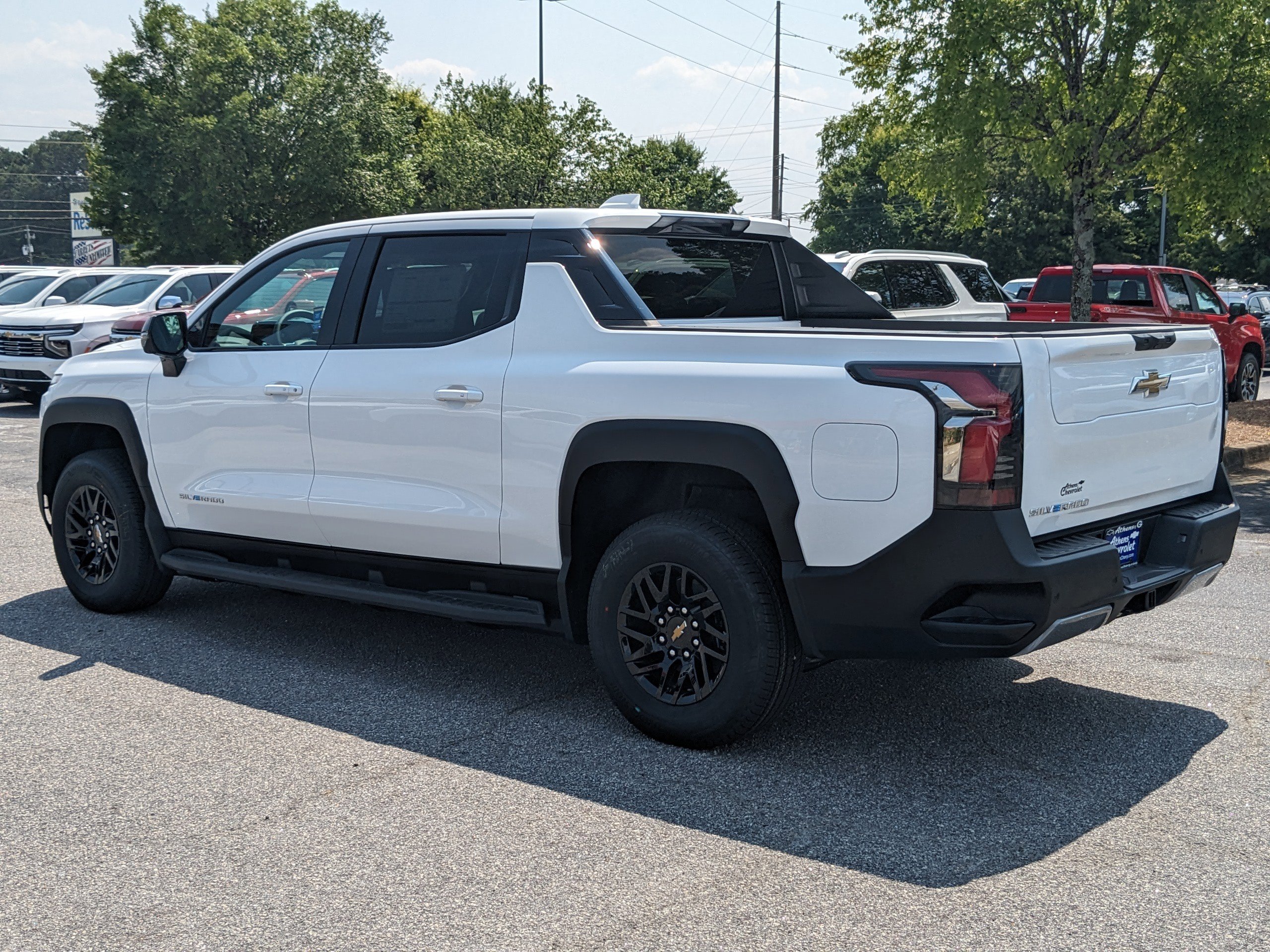 2025 Chevrolet Silverado EV LT photo 6