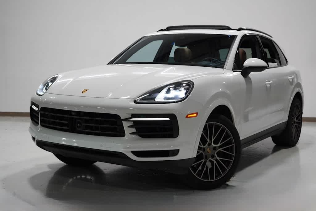 2023 Porsche Cayenne Base's photo