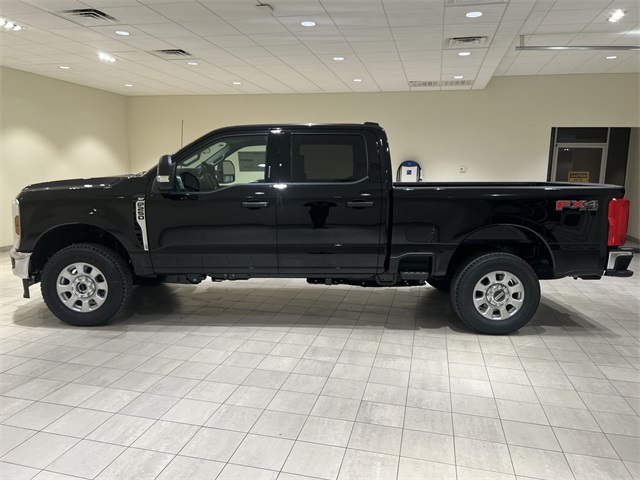 2024 Ford F-250 photo 2