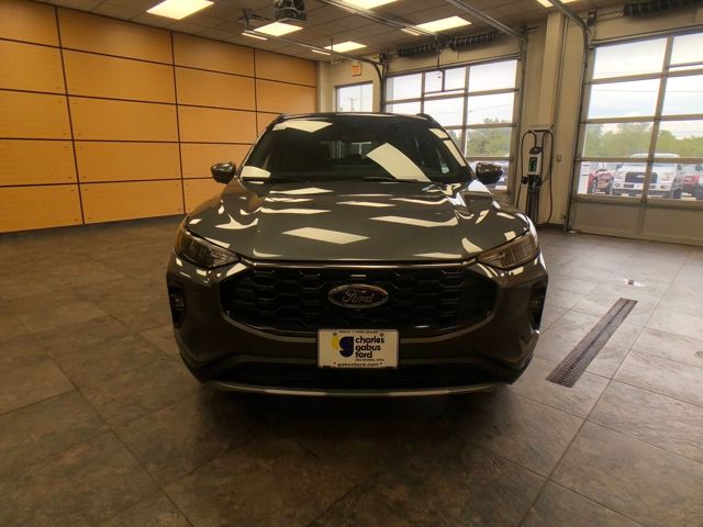 2025 Ford Escape ST-Line Select photo 3