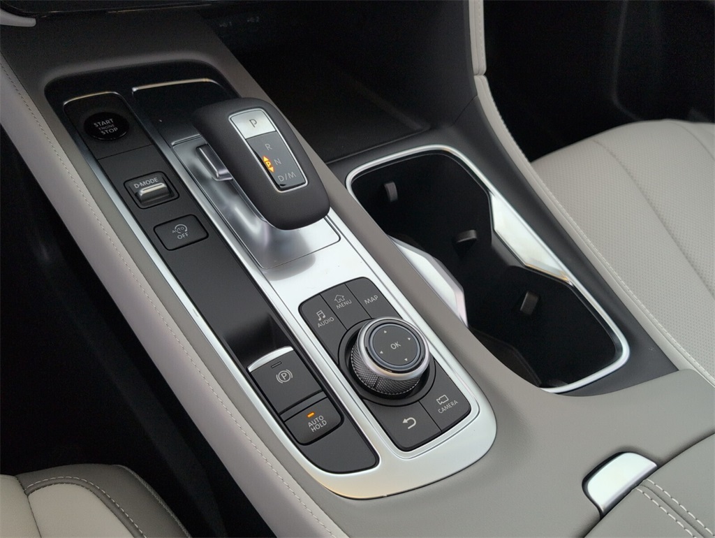 2026 Infiniti QX60 Luxe photo 14