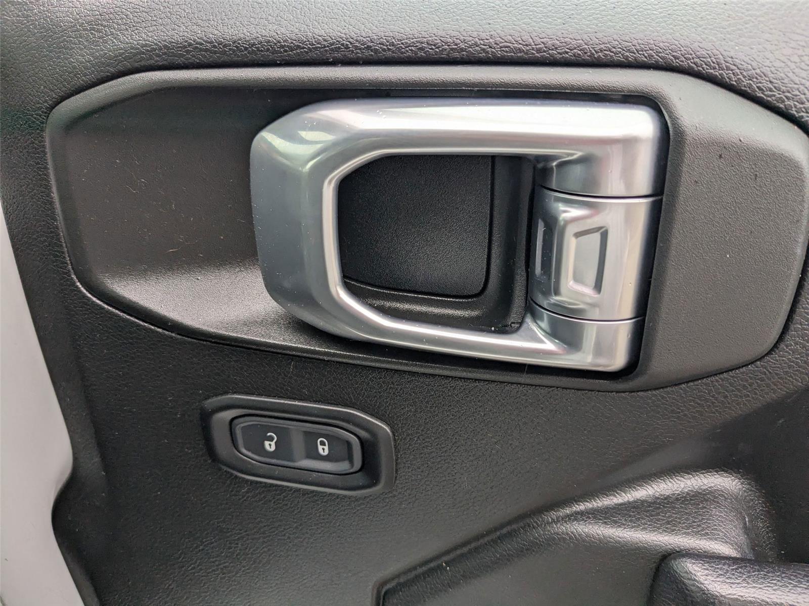 2021 Jeep Gladiator Mojave photo 31