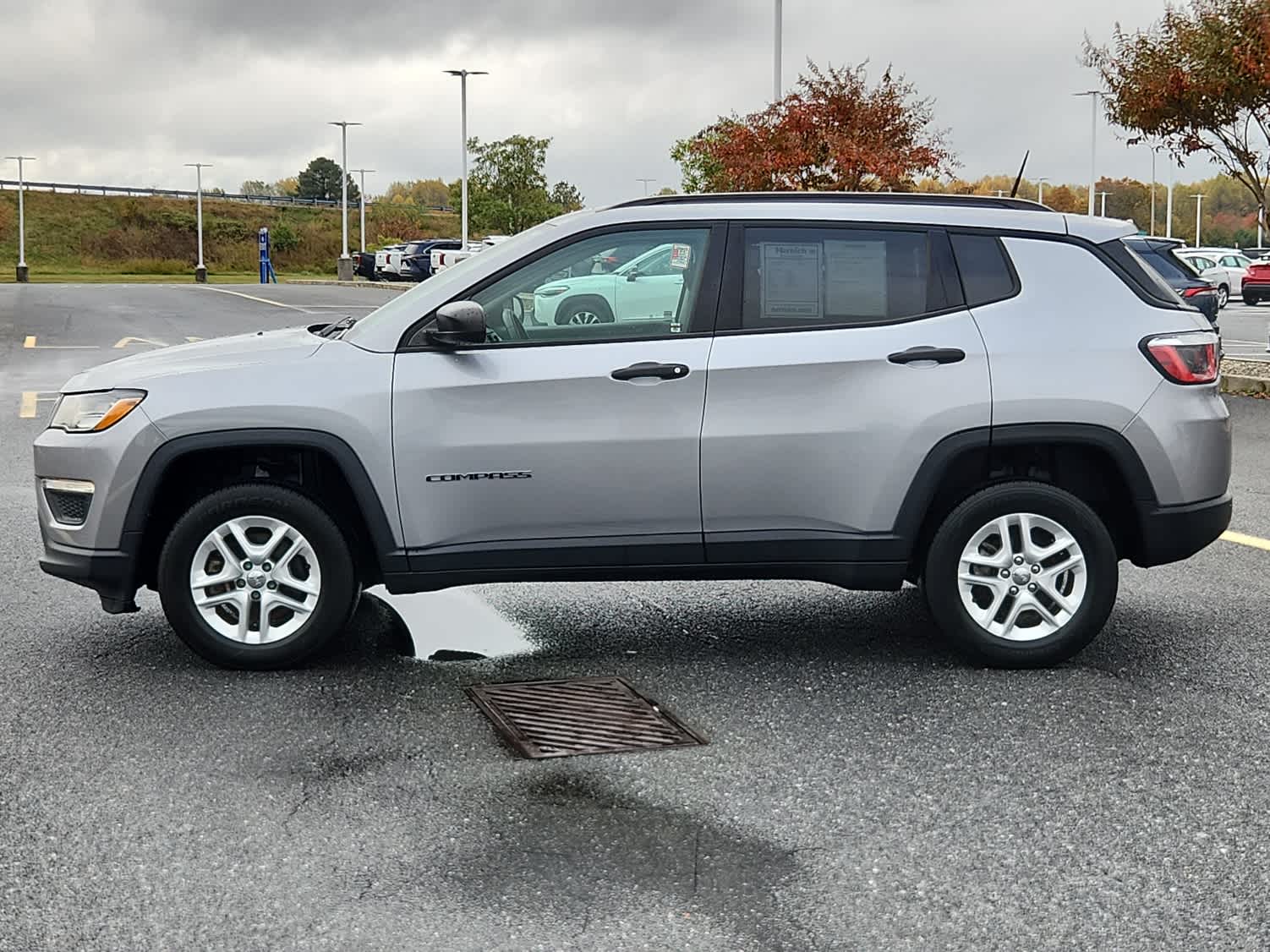 2018 Jeep Compass Sport photo 3