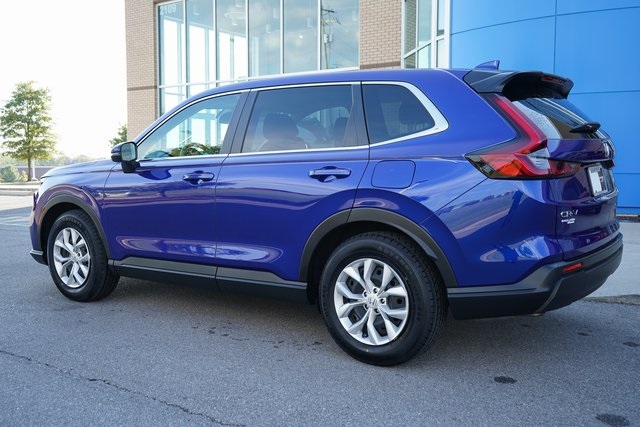 2025 Honda CR-V LX photo 4