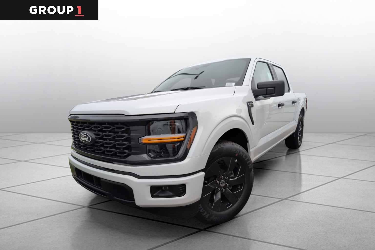 2025 Ford F-150 STX's photo