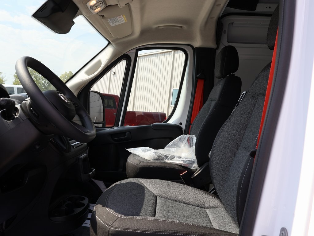 2025 Ram ProMaster 2500 photo 16